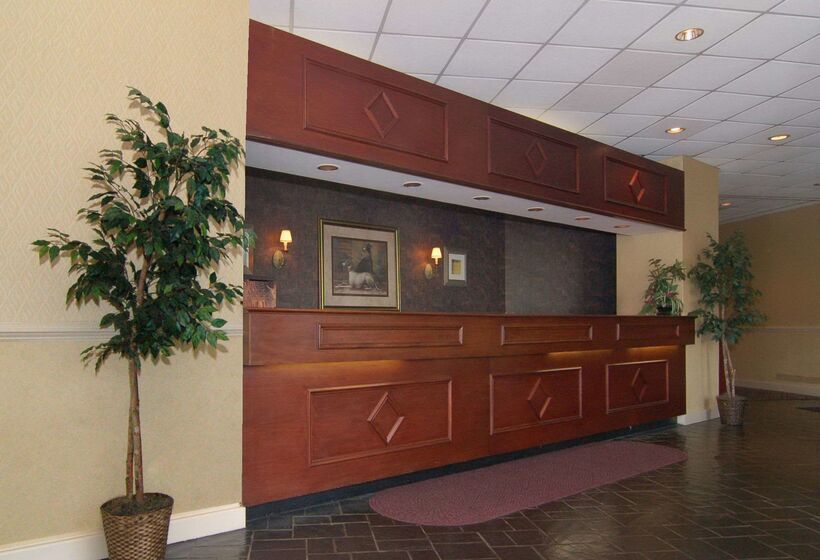 هتل Rodeway Inn