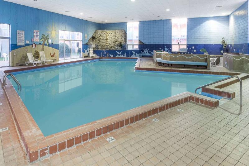 Hotel Rodeway Inn & Suites Rockford