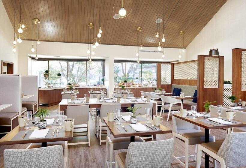 בית מלון כפרי Sheraton Palo Alto