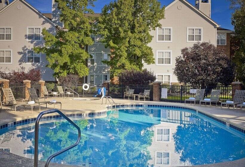 Отель Sonesta Es Suites Cincinnati Sharonville East