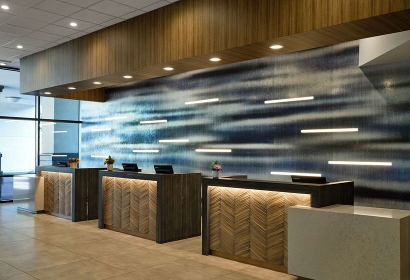 هتل Sonesta Irvine John Wayne Airport