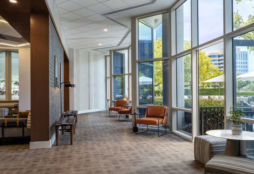 هتل Sonesta Irvine John Wayne Airport
