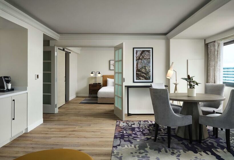 هتل Sonesta Irvine John Wayne Airport