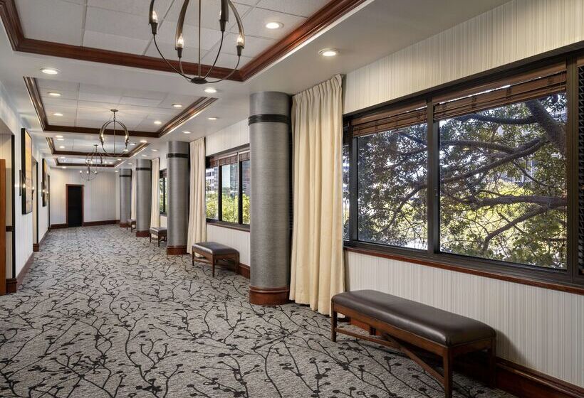 هتل Sonesta Irvine John Wayne Airport