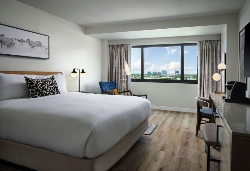 هتل Sonesta Irvine John Wayne Airport