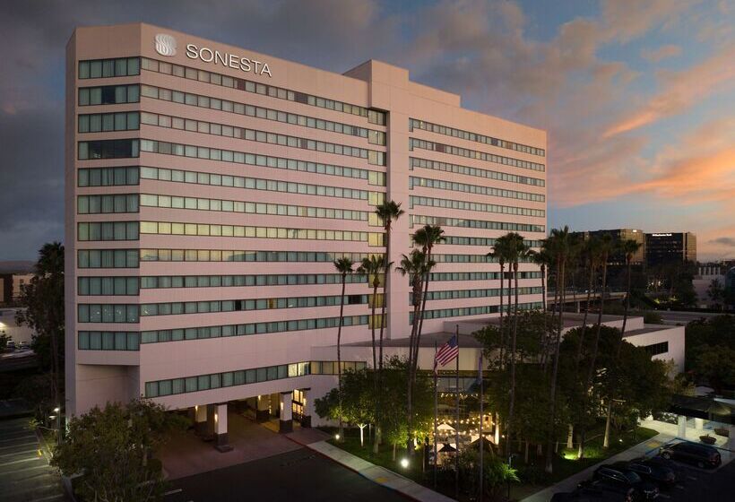 هتل Sonesta Irvine John Wayne Airport