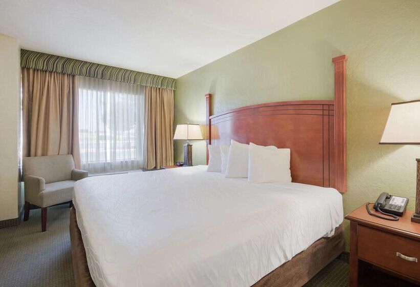 Surestay Plus Hotel By Best Western Lawton
