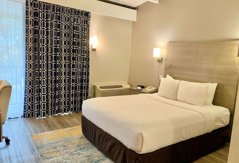 酒店 The Hub Middletown Red Bank  Best Western Signature Collection