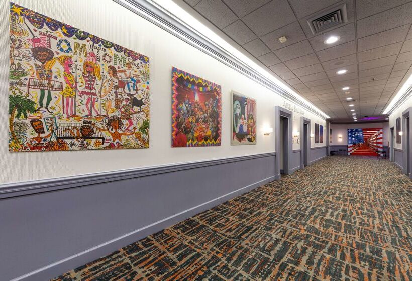 Hotel The Verve  Boston Natick, Tapestry Collection By Hilton