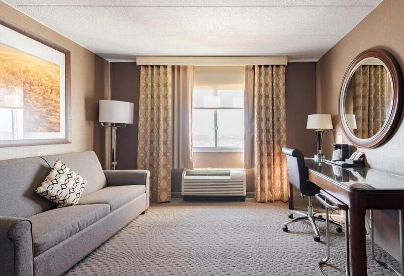 Wyndham Omaha Hotel West Dodge