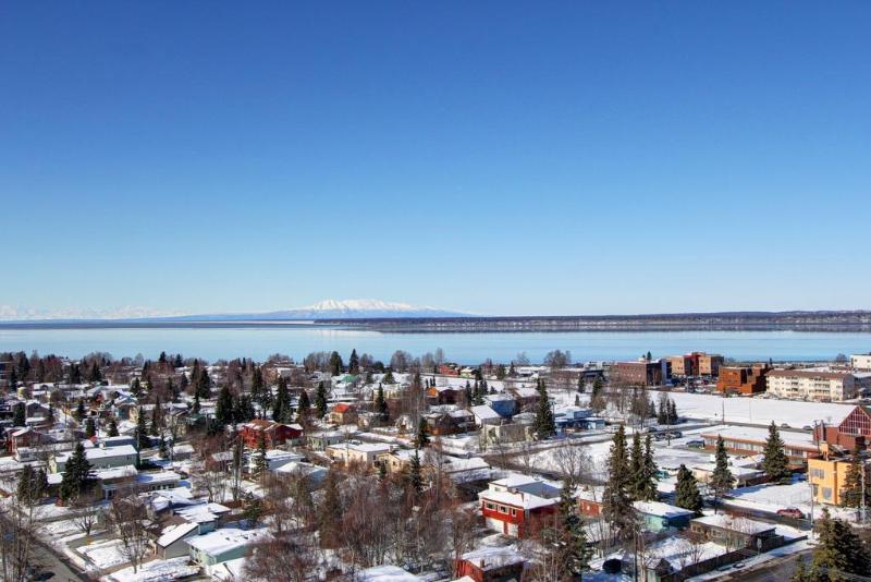 Inlet Tower Hotel & Suites