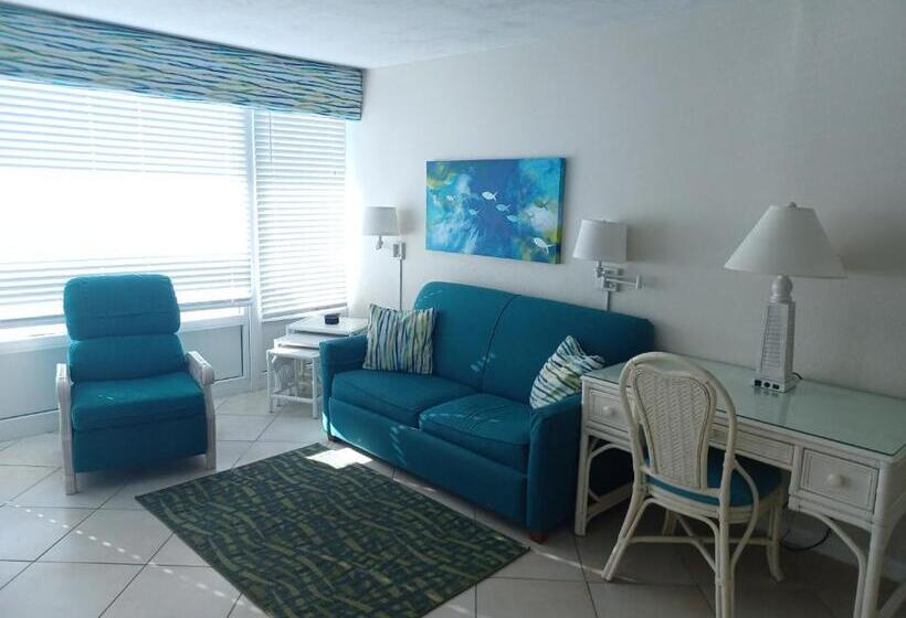 Islander Beach Resort New Smyrna Beach