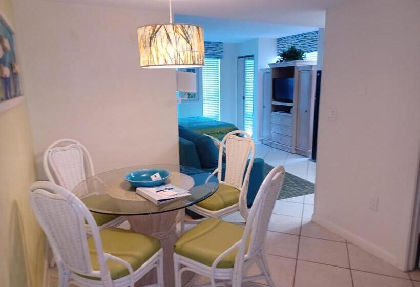 Islander Beach Resort New Smyrna Beach