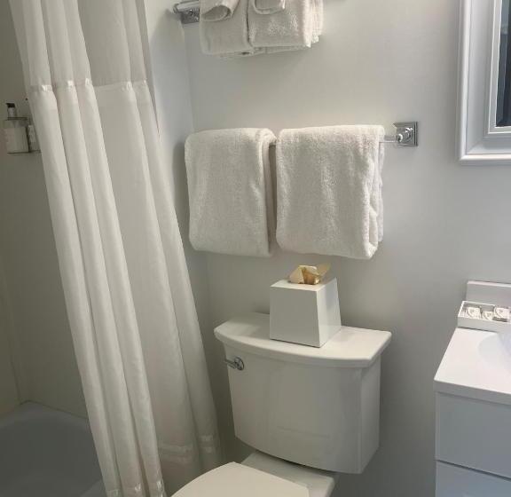 مُتل Hyannis Inn