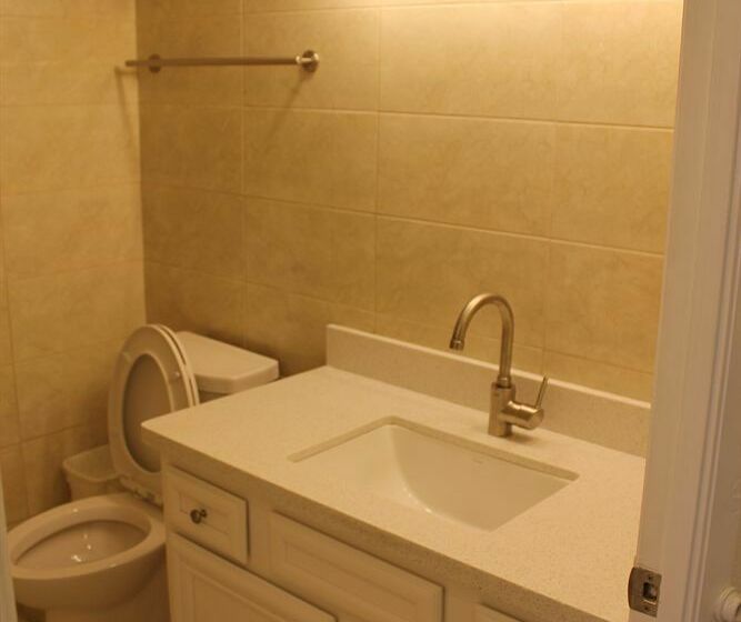 Resortquest Islander Beach Resort