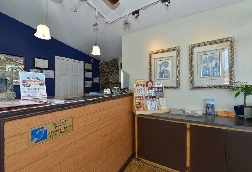 בית מלון כפרי Americas Best Value Inn Red Bluff