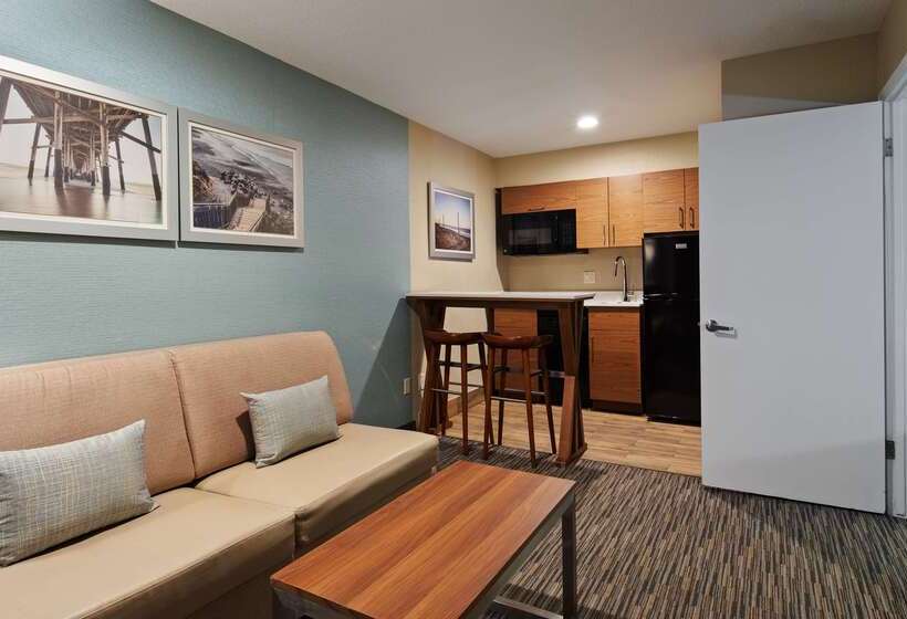 هتل Best Western Carlsbad By The Sea
