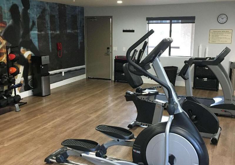 هتل Best Western Carlsbad By The Sea