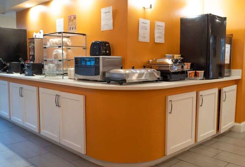 هتل Casa Bella Inn & Suites Extended Stay