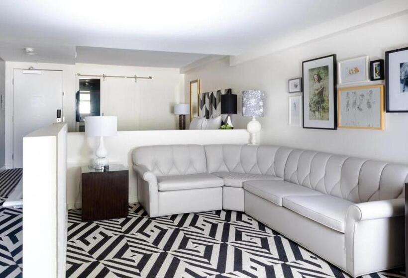 هتل Chamberlain West Hollywood