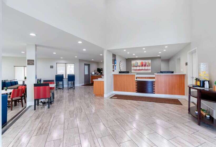 هتل Comfort Inn