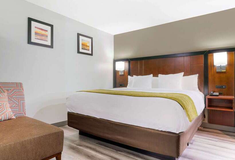 هتل Comfort Inn