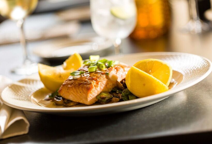 فندق Doubletree By Hilton Boston  Andover