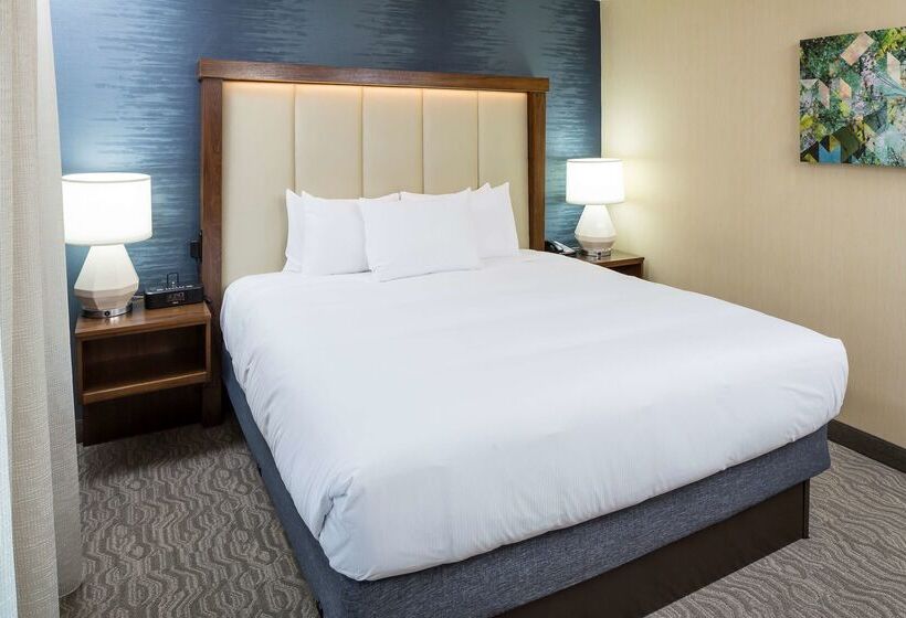 ホテル Doubletree By Hilton Boston Andover