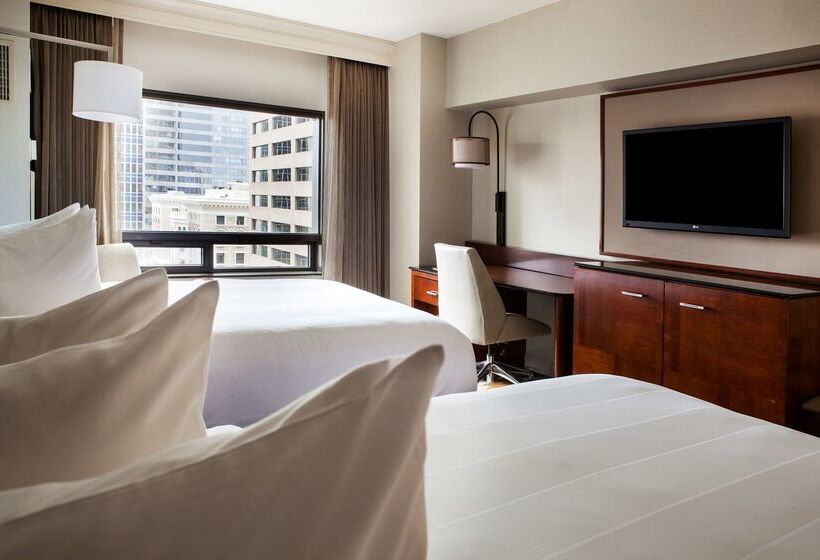 هتل Hilton Denver City Center