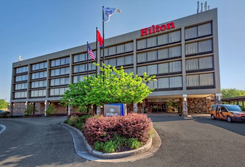 هتل Hilton Knoxville Airport