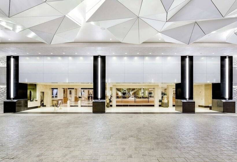 هتل Hilton Los Angeles Airport