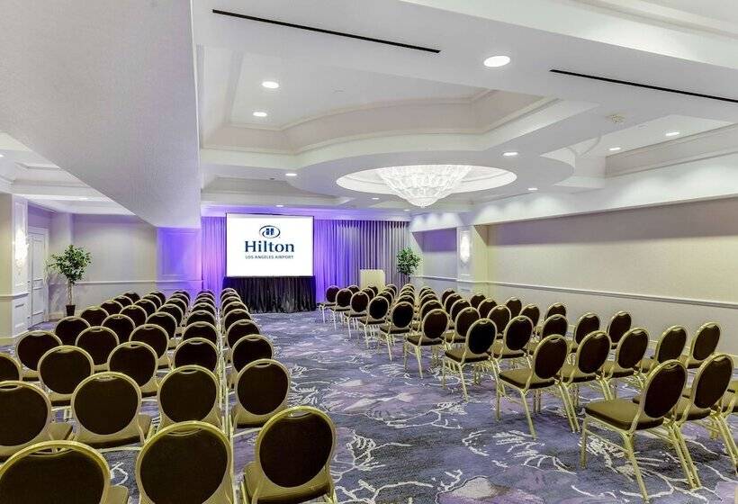 هتل Hilton Los Angeles Airport
