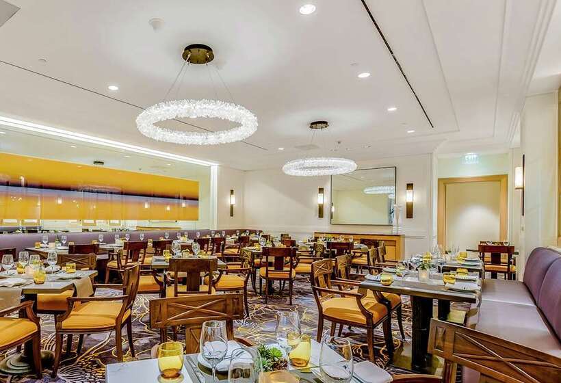 هتل Hilton Los Angeles Airport