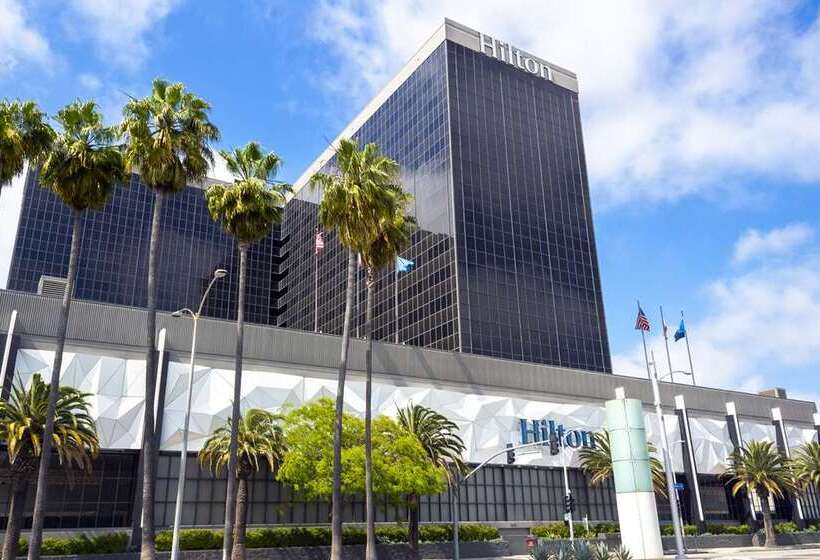 هتل Hilton Los Angeles Airport