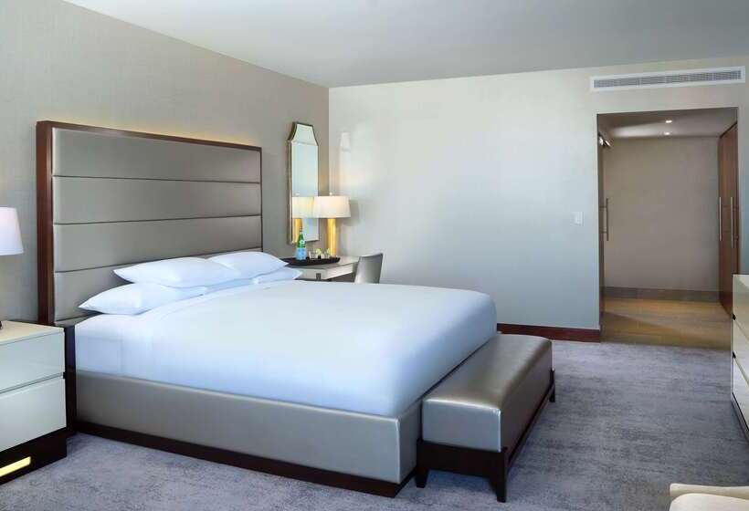 فندق Hilton Marco Island Beach Resort And Spa