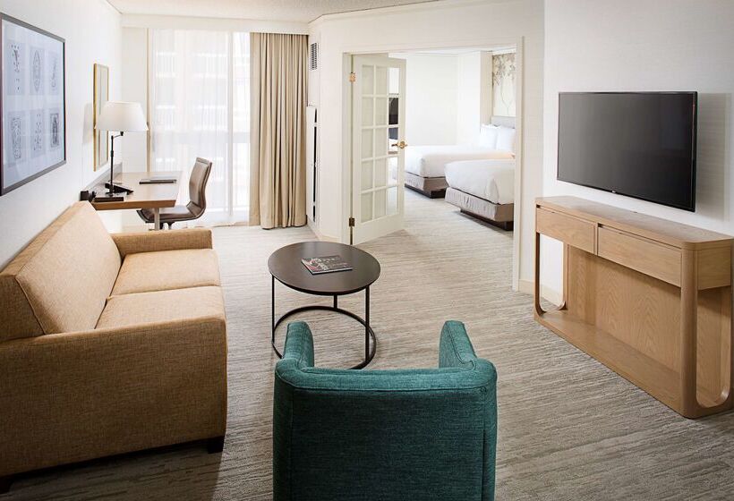 هتل Hilton Suites Atlantaperimeter