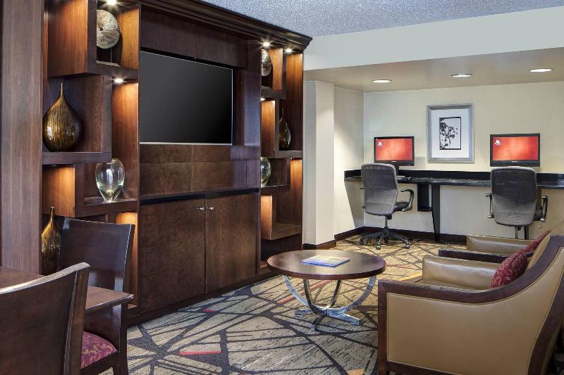 هتل Houston Marriott West Loop By The Galleria