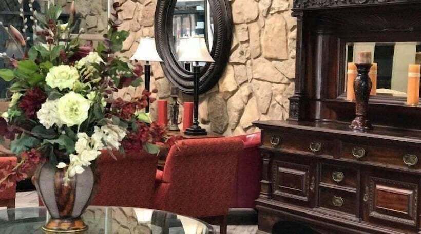 هتل Hub City Inn