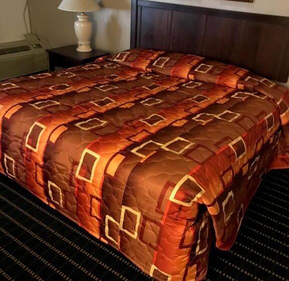 هتل Hub City Inn