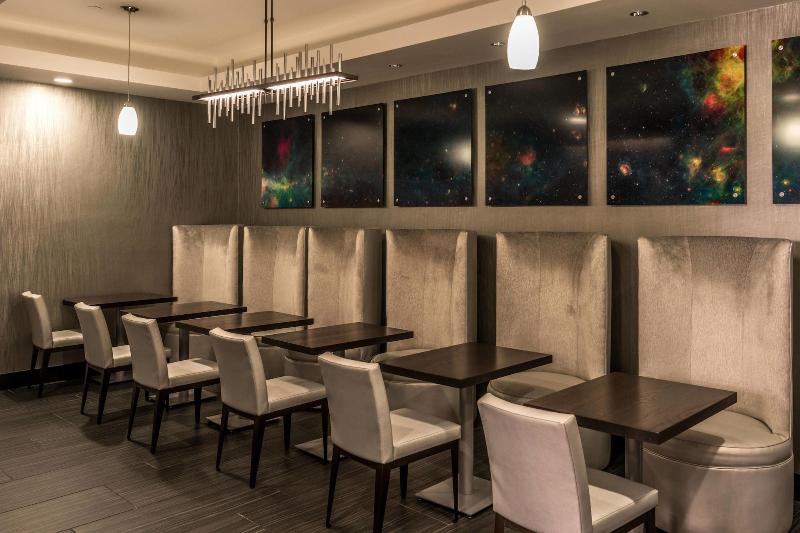 هتل Huntsville Marriott At The Space & Rocket Center