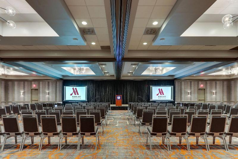 هتل Huntsville Marriott At The Space & Rocket Center