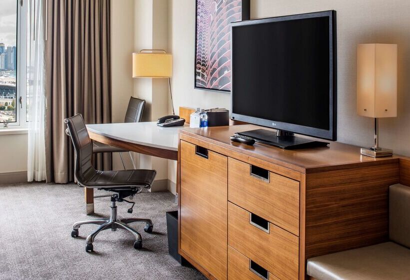 هتل Hyatt Regency Mccormick Place Chicago