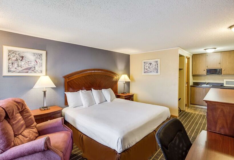 هتل Knights Inn Ashland