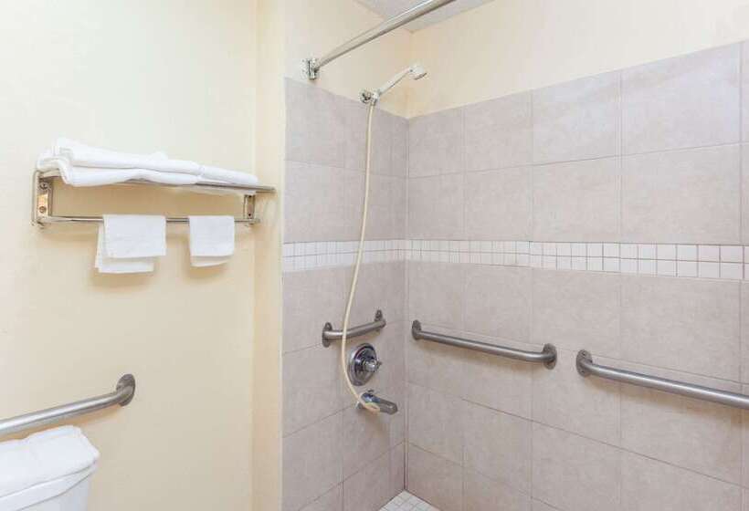 فندق Knights Inn Tucker