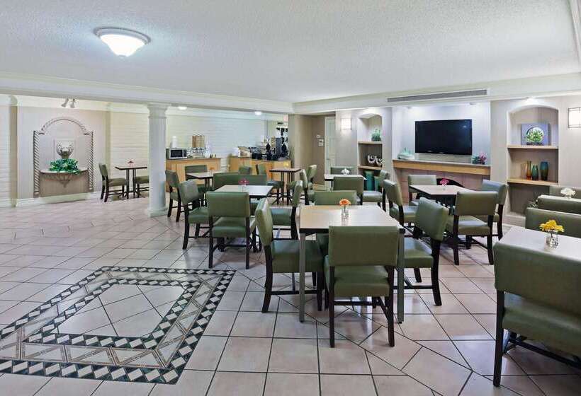 هتل La Quinta Inn By Wyndham Amarillo West Medical Center