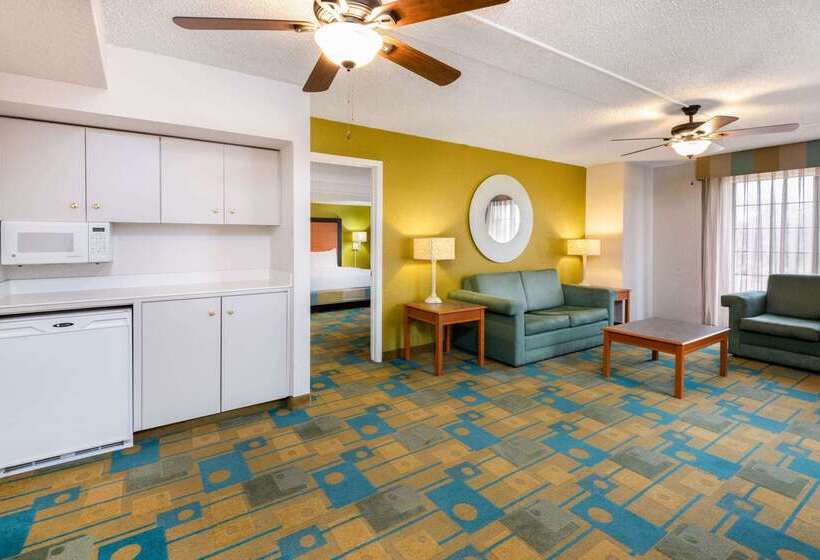 هتل La Quinta Inn By Wyndham Amarillo West Medical Center