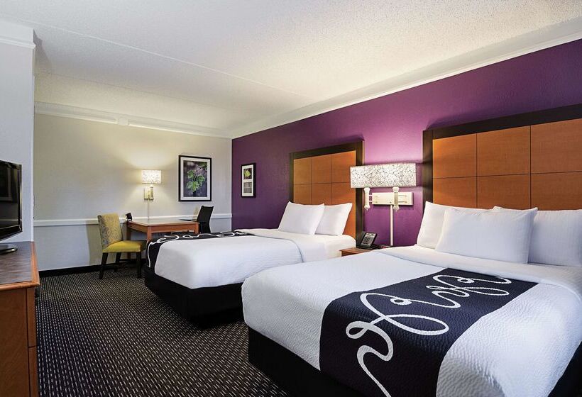 בית מלון כפרי La Quinta Inn By Wyndham And Conference Center San Angelo
