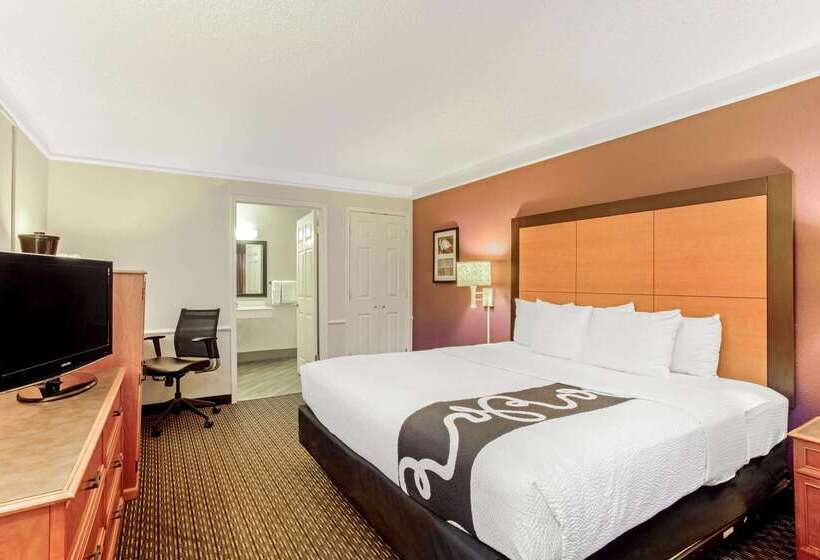 בית מלון כפרי La Quinta Inn By Wyndham And Conference Center San Angelo