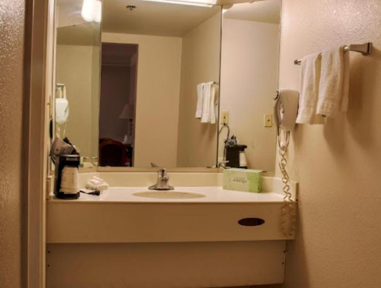 호텔 La Quinta Inn By Wyndham Bakersfield South