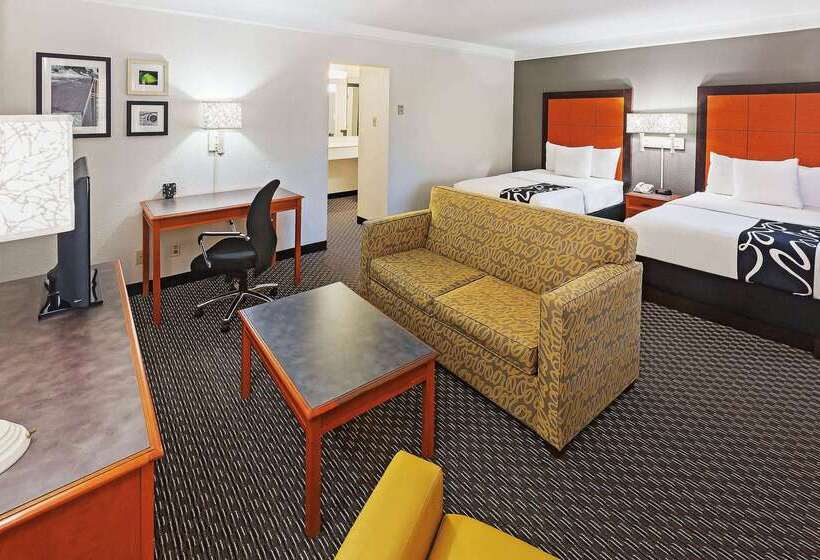 هتل La Quinta Inn By Wyndham Dallas Uptown